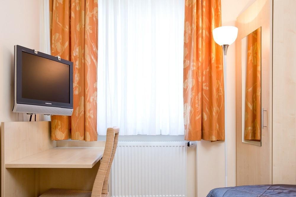 ホテル Haus Fabry ヒルデン 部屋 写真